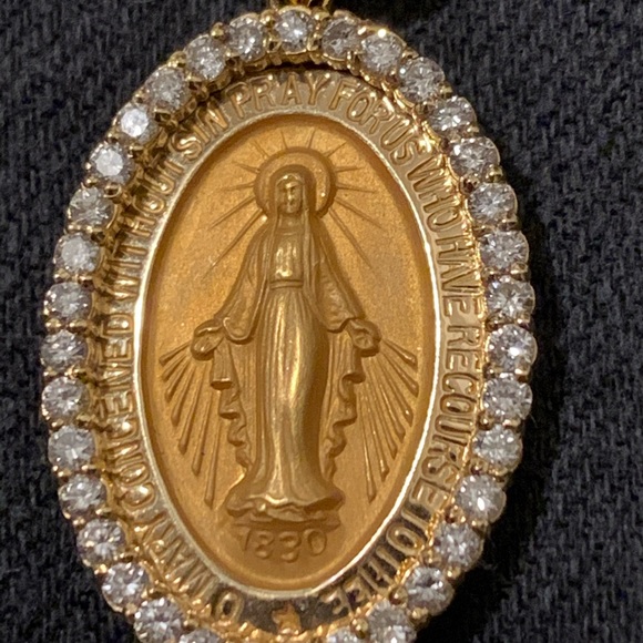 Saint Maria Pendant